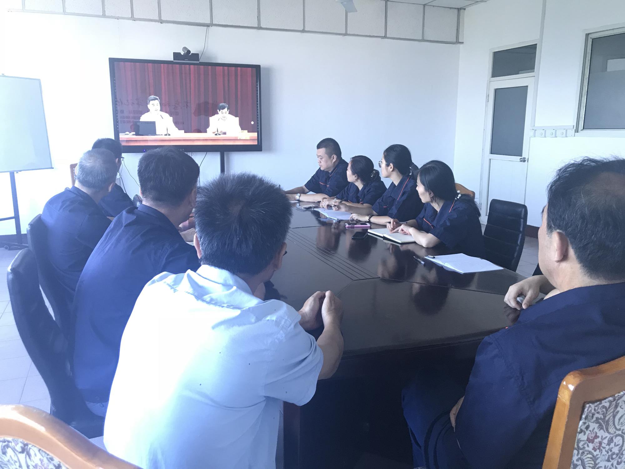 8d911ebd514da8ff54fbff3a7ee9b20.jpg 8d911ebd514da8ff54fbff3a7ee9b20.jpg