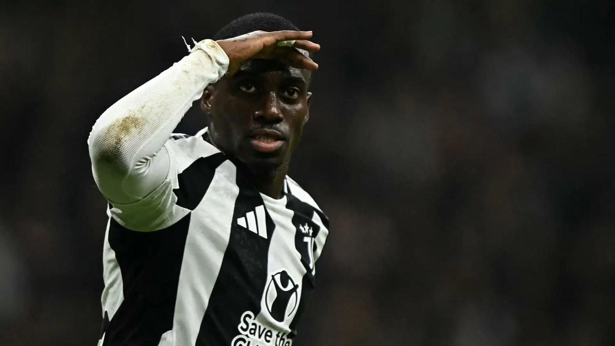 記者：尤文仍堅(jiān)持2000萬(wàn)歐要價(jià)，小維阿加盟馬賽談判幾近破裂