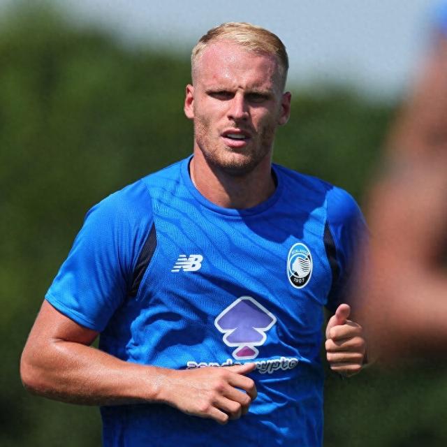 亞特蘭大官方：巴克在訓(xùn)練中遭遇十字韌帶斷裂，于下周一手術(shù)