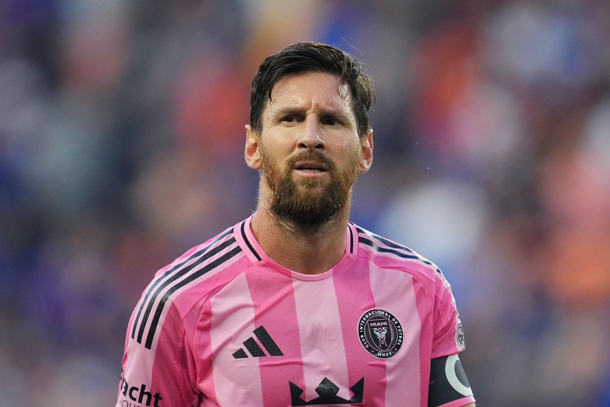 記者：辛辛那提也有人踢全明星，梅西不能凌駕于規(guī)則之上