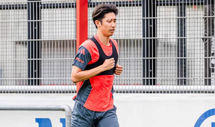 拜仁官方：伊藤洋輝已開始初步跑步訓(xùn)練，將繼續(xù)個人訓(xùn)練計劃