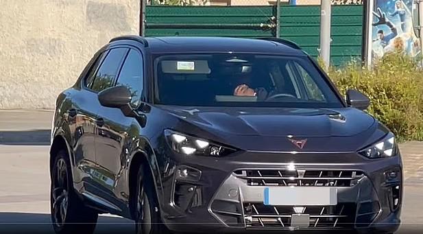 可惜我把車(chē)賣(mài)了；拉什福德在巴薩新車(chē)2.5萬(wàn)鎊，45萬(wàn)蘭博已賣(mài)