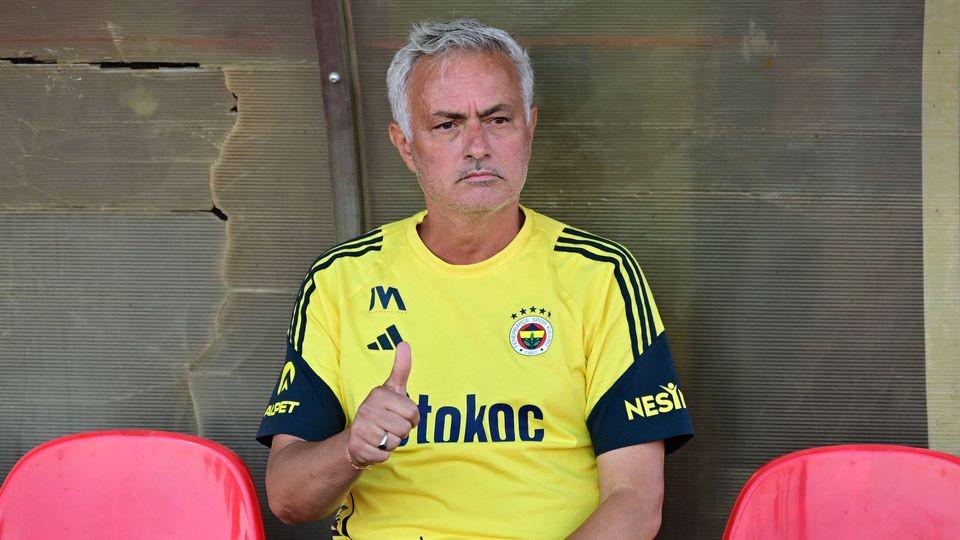 穆帥：我沒有退休的打算；現(xiàn)在有些我不認(rèn)識的教練都去英超了